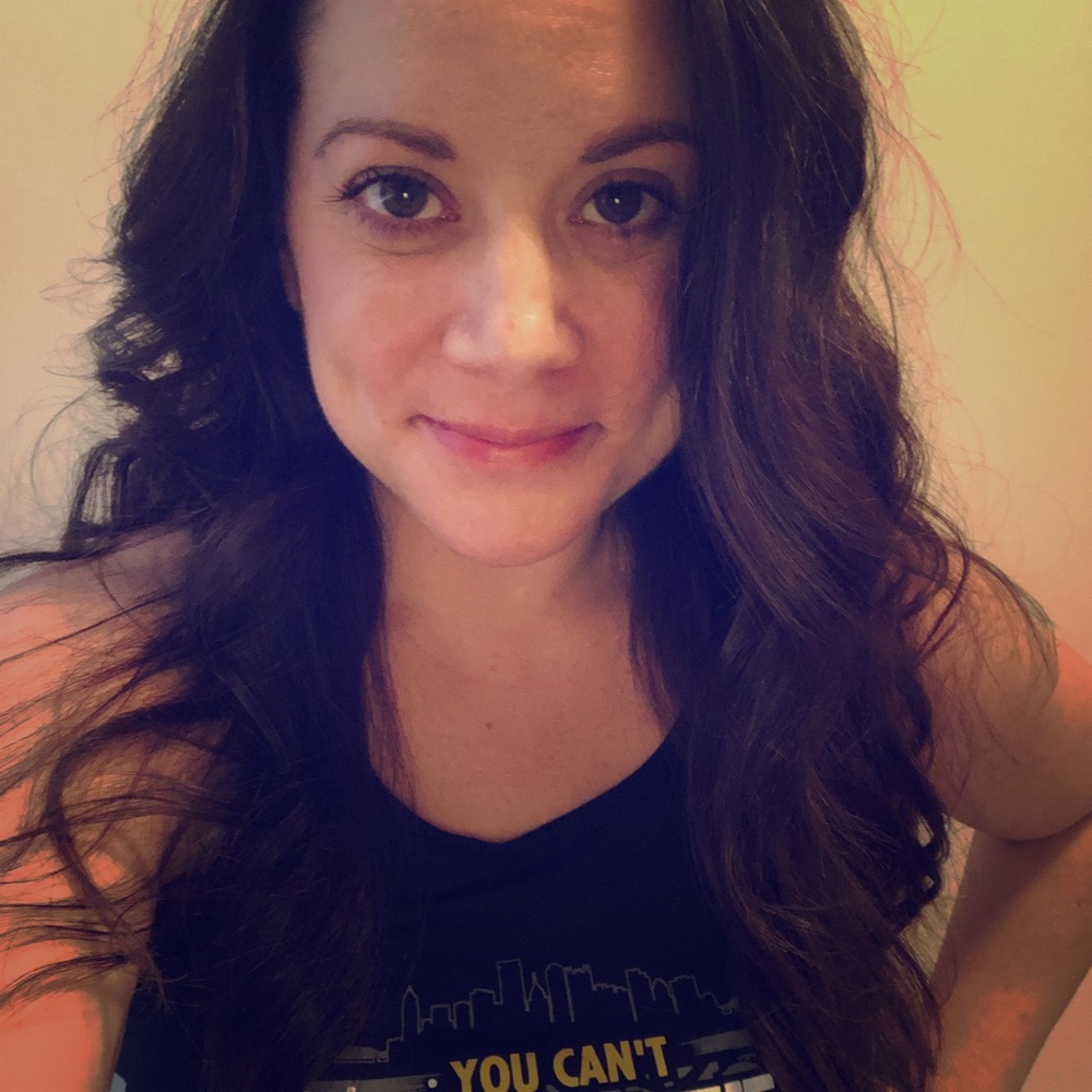 Meet your Posher, Adrienne